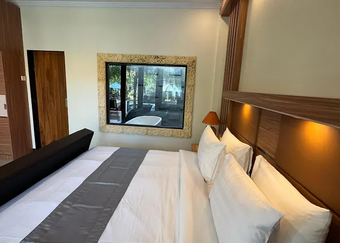 The Kanha Palace 3* Batununggul
